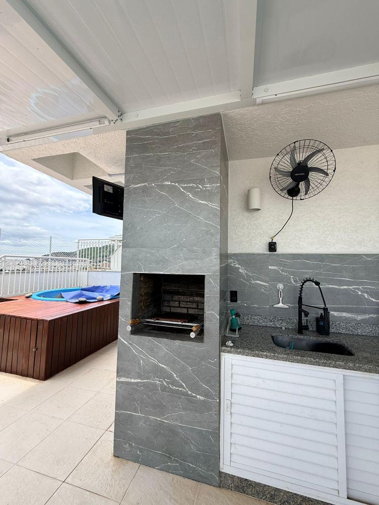 Cobertura de 147 m² com 4 Quartos e Lazer Completo no Jardins do Valqueire