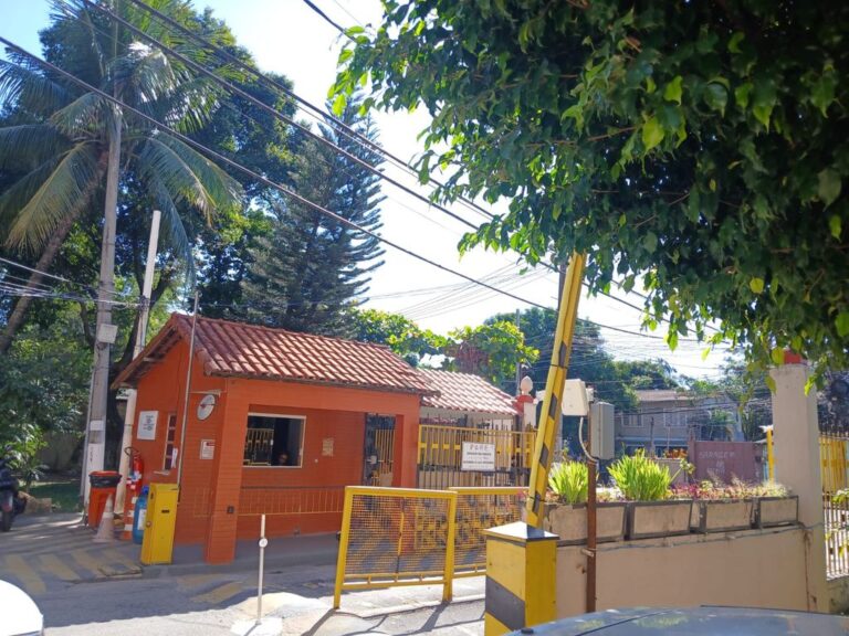 Apartamento Aconchegante de 2 Quartos com Varanda | Campo Grande