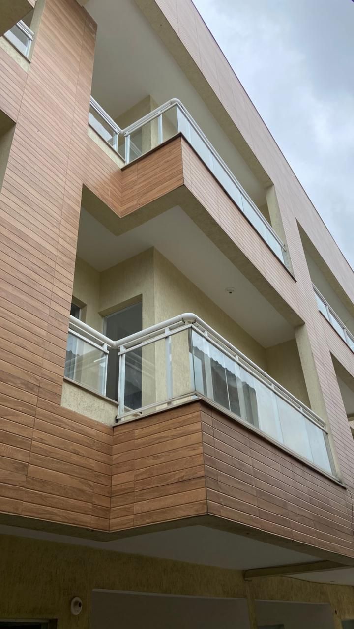 Casa Triplex Tipo Apartamento | Excelente Localização em Campo Grande
