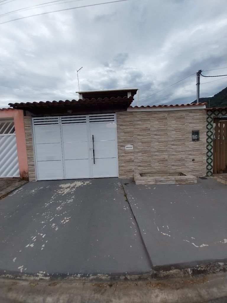 Casa à Venda em Coroa Grande – Itaguaí | Conforto, Lazer e Qualidade de Vida