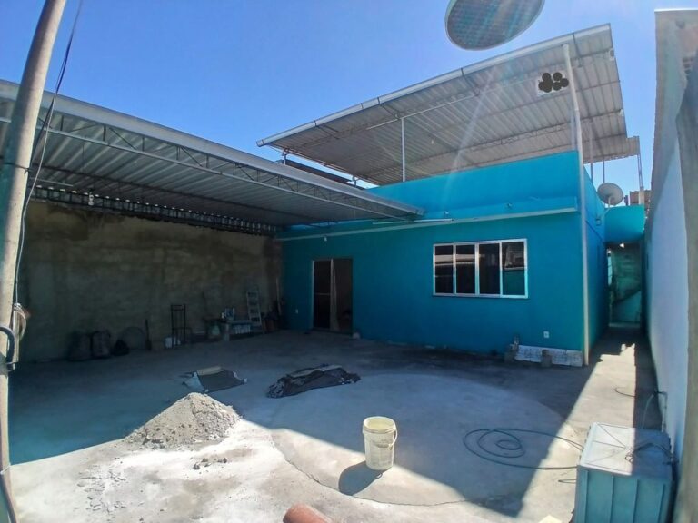 Casa 2 Quartos com Garagem p/ 3 Carros – Inhoaíba